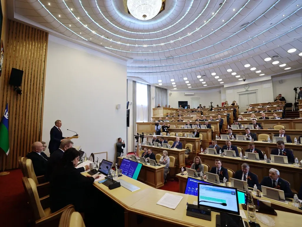 Фото к публикации: Президент Адвокатской палаты Югры отчитался о деятельности перед депутатами окружной Думы